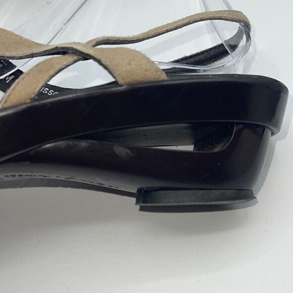 Donald J. Pliner Women Wedge Sandals Suede Stretchy Strap Taupe Heels Size 7.5 - Picture 7 of 15